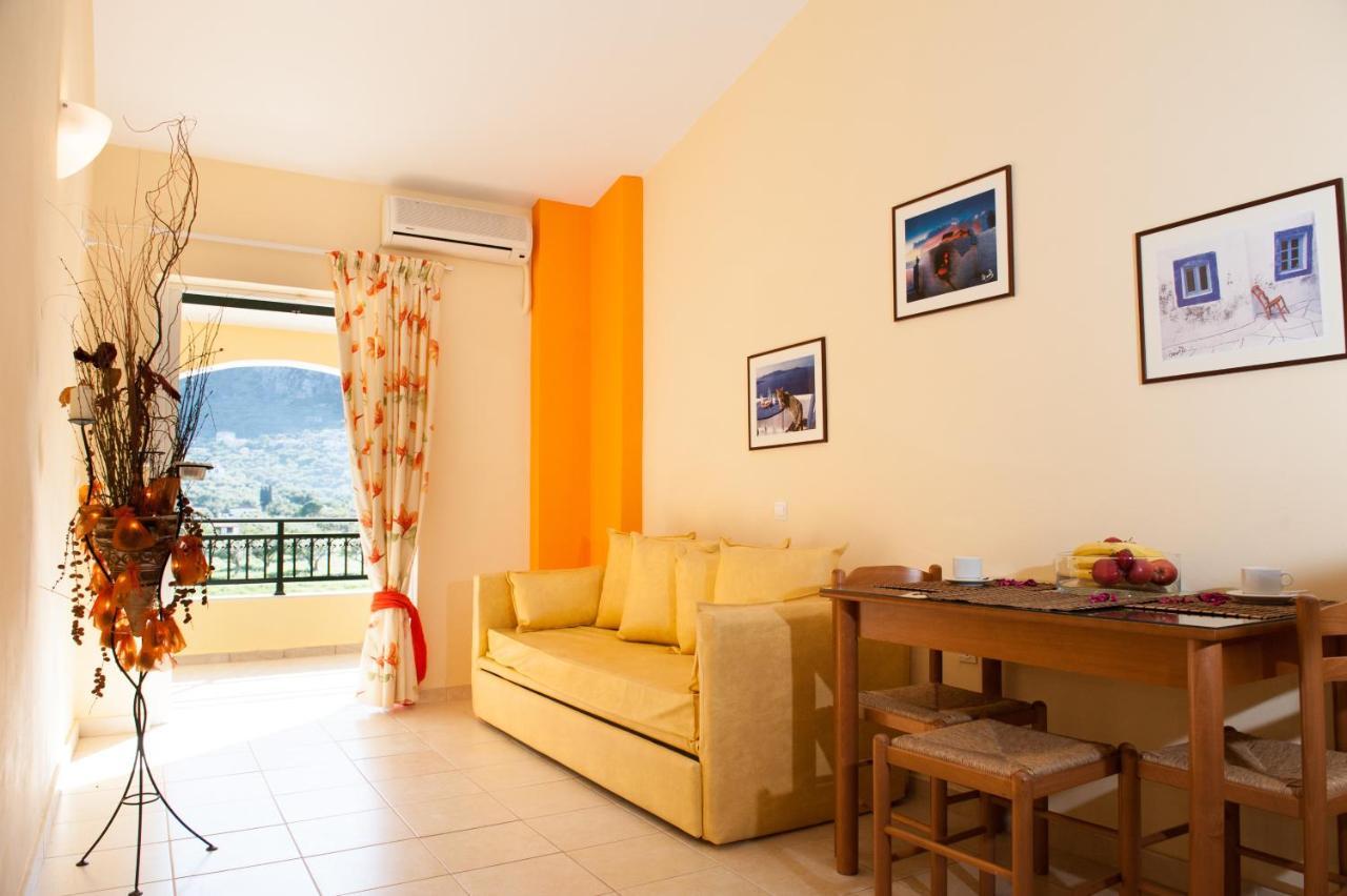 Clio Hotel Alykes  Ngoại thất bức ảnh
